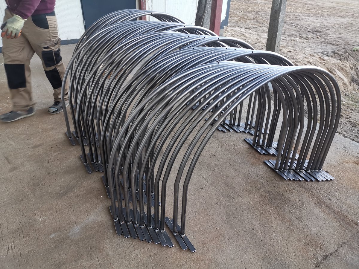 produkcja seryjna stoły uchwyty obejmy mocowania stoły holenderskie stoly do kwiatow stojaki wsporni